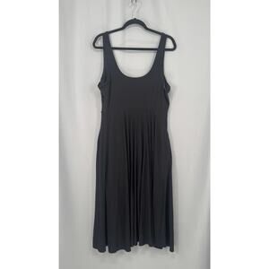 Athleta Dress Womens XL Gray Scoop Neck Sleeveless Fit & Flare Midi Lined